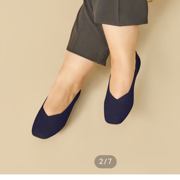 Vivaia Square-Toe V-Cut Flats navy - Picture 1 of 5